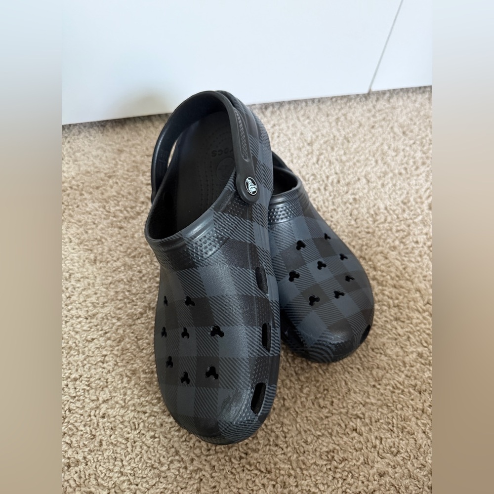 Disney Crocs with Plaid Design, Size 11